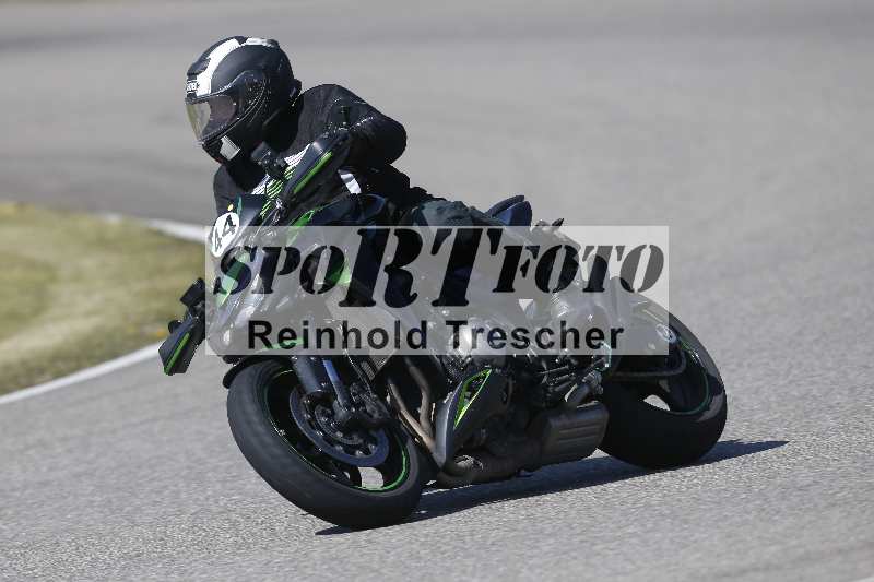 /01 02.04.2026 MAZ ADR/Gruppe gelb Gruppe gruen/44